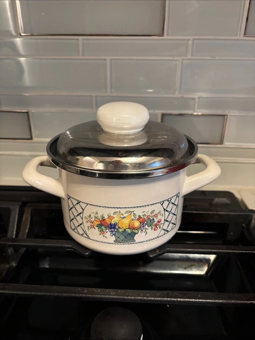 Vintage Villery & Boch basket enamel pot with lid, Germany